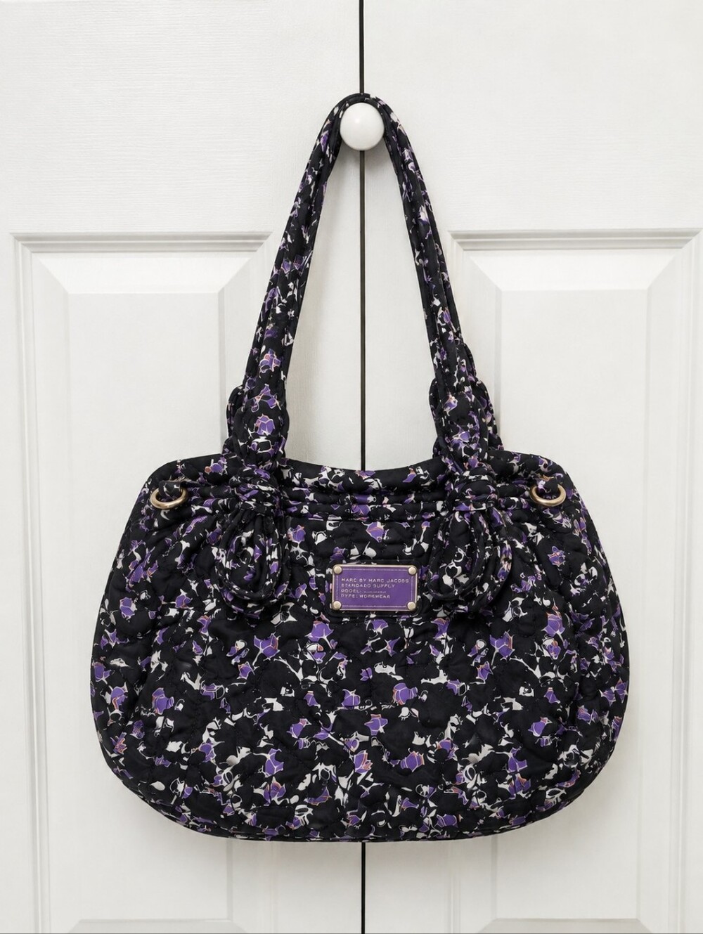 MARC BY MARC JACOBS Quilted Floral Shoulder Bag. EUC